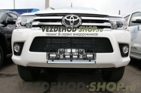 фото Сетка на передний бампер внешняя [Novline] Toyota Hilux Revo 2015- 01-521515-151